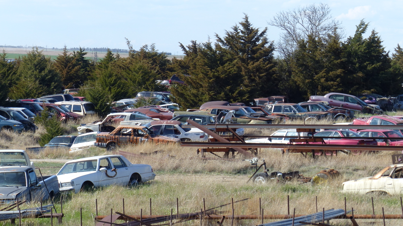 Illustration for article titled Help Us Spot the Incredible Cars in This Kansas Junkyard